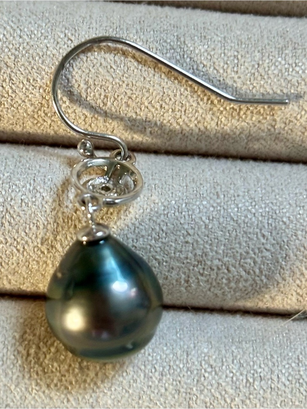 Sterling silver 925 Drop Earrings with Black Tahitian Pearl - Picture 6 of 12